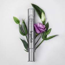 <h4><strong>New in</strong></h4><h1>Earbuds</h1>