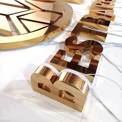 EGYEDI REKLAM TÁBLA-kültéri világító Betű